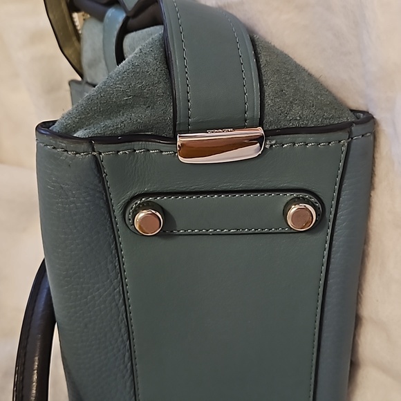 Coach Swagger colorblock RARE find. - Picture 11 of 12